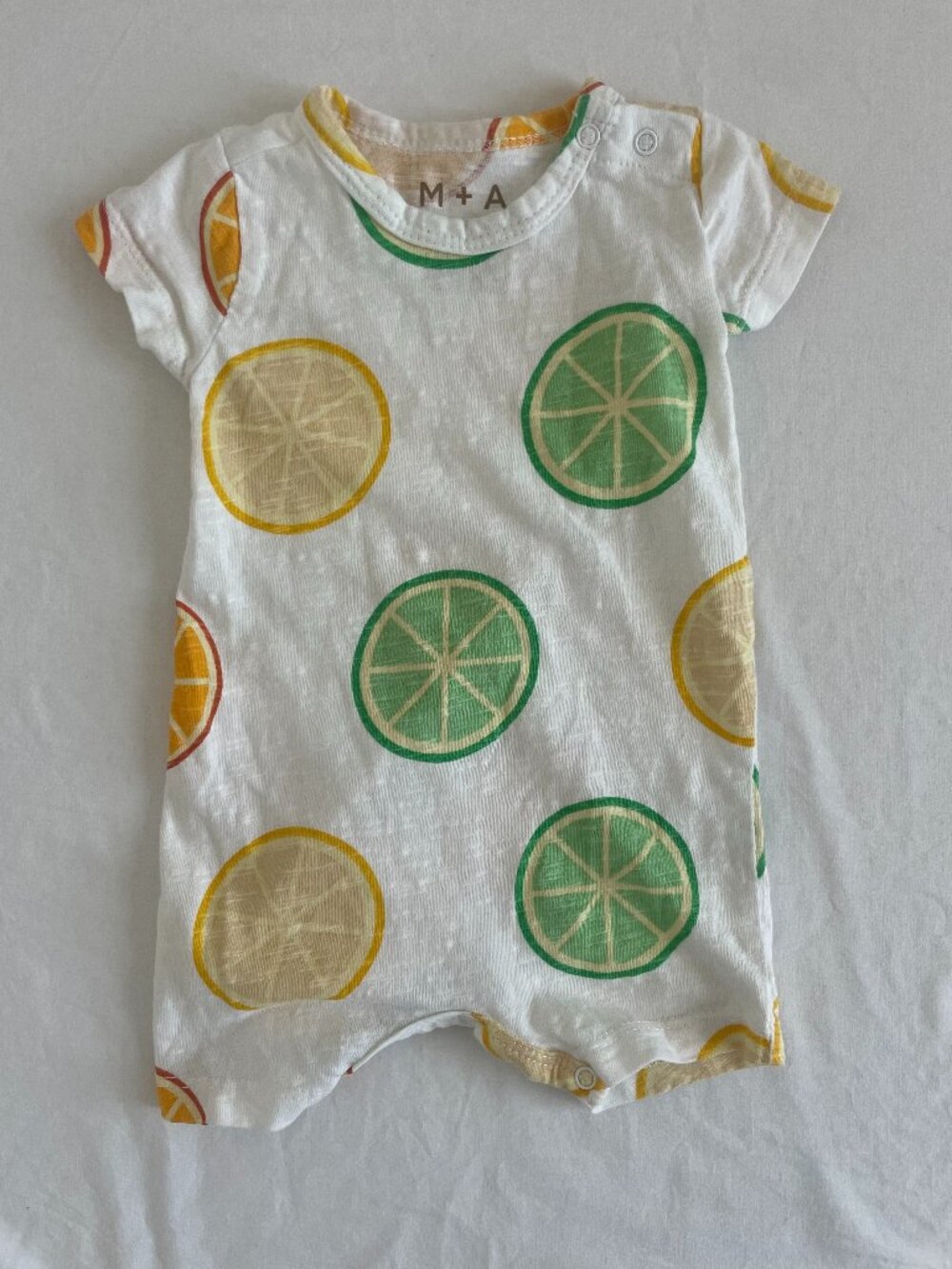 Monica + Andy Citrus Lemon Lime Romper Newborn EUC Organic Cotton Spring